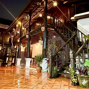 Vieng Savanh Ii ルアンパバーン