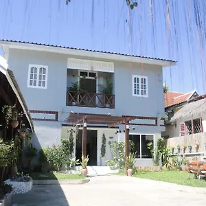 Hotel Moon's House