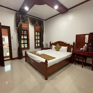 Hotel Phailin