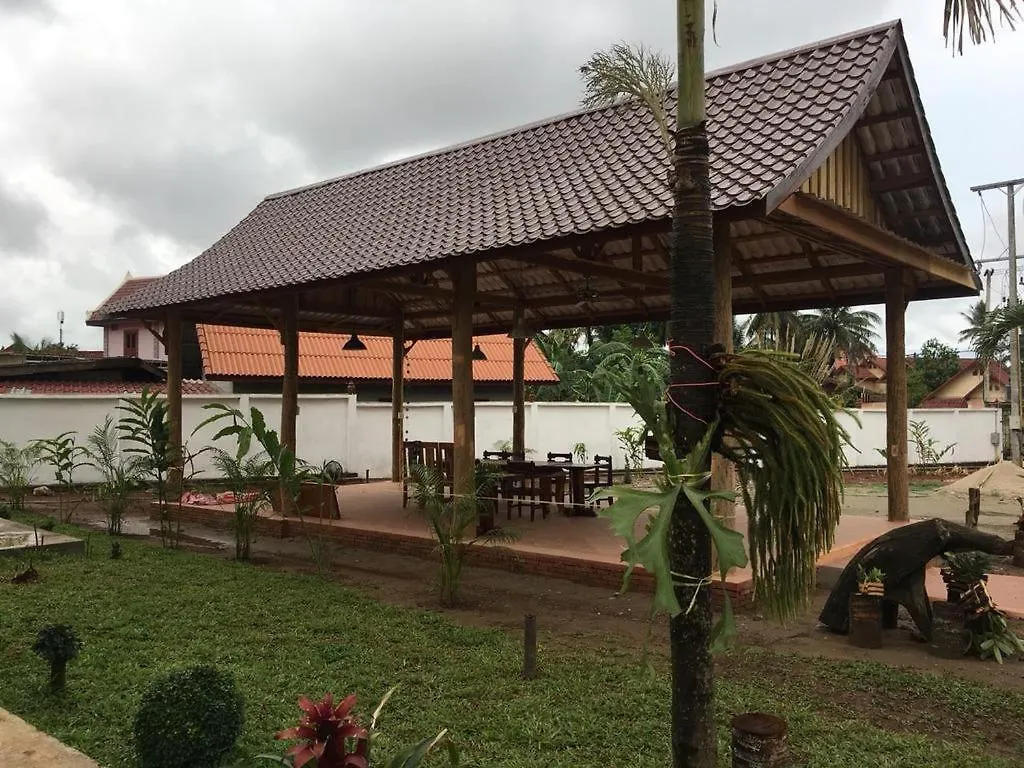 Leego Hotel Luang Prabang 2*,